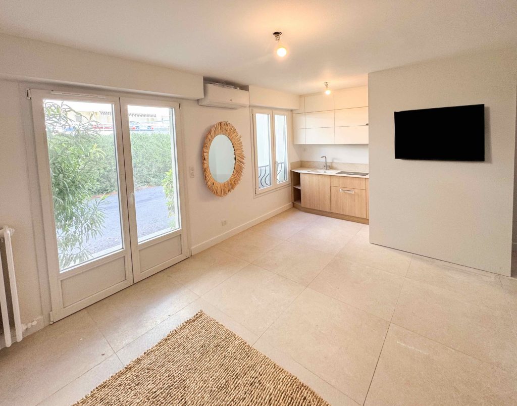 rénovation studio marchand de biens cannes